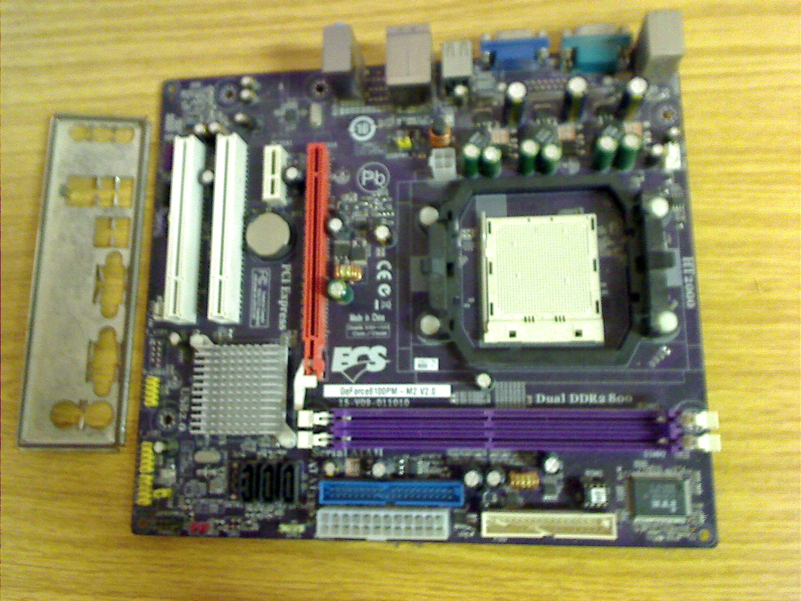 Mainboard ECS Elitegroup GeForce6100PM-M2 V2.0